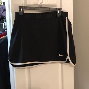 Nike women’s golf skirt
